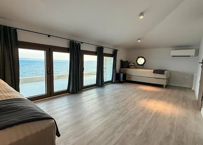 Eosea Hemera Villa Jeriszósz